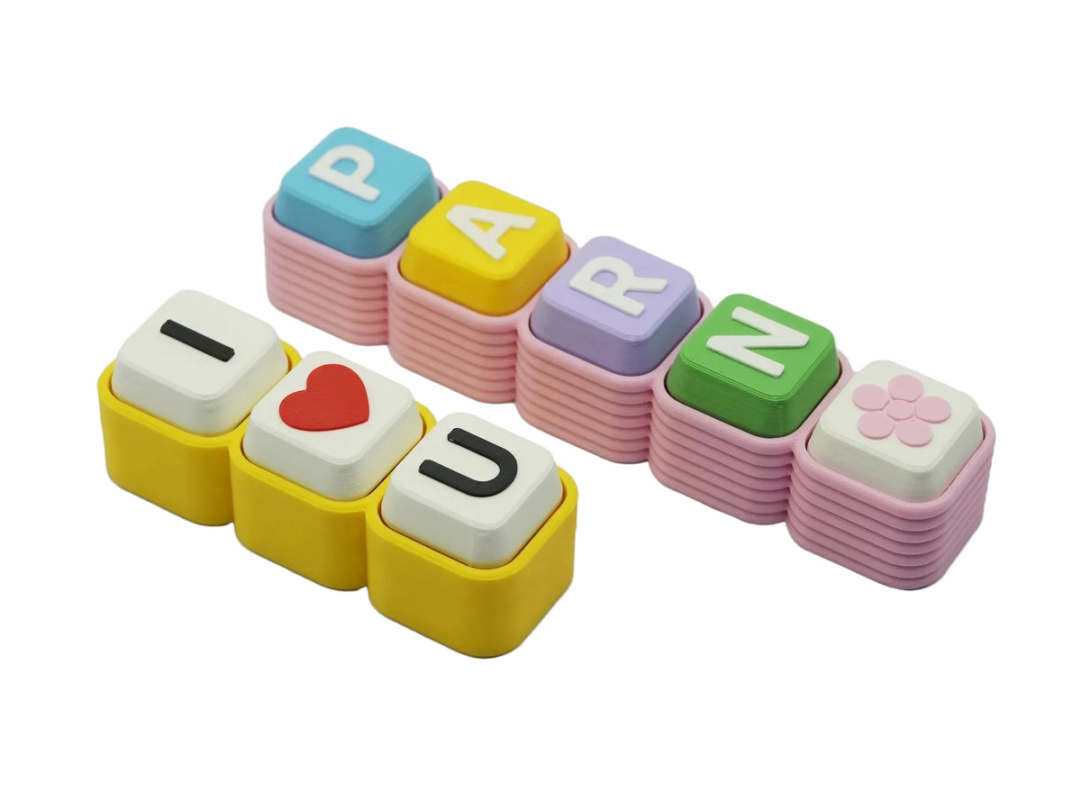 Cliqueurs prénom personnalisés multicolores avec touches et lettres